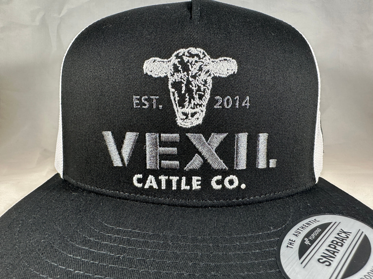 Vexil Cattle Co. - Est. 2014 - Black/White Mesh