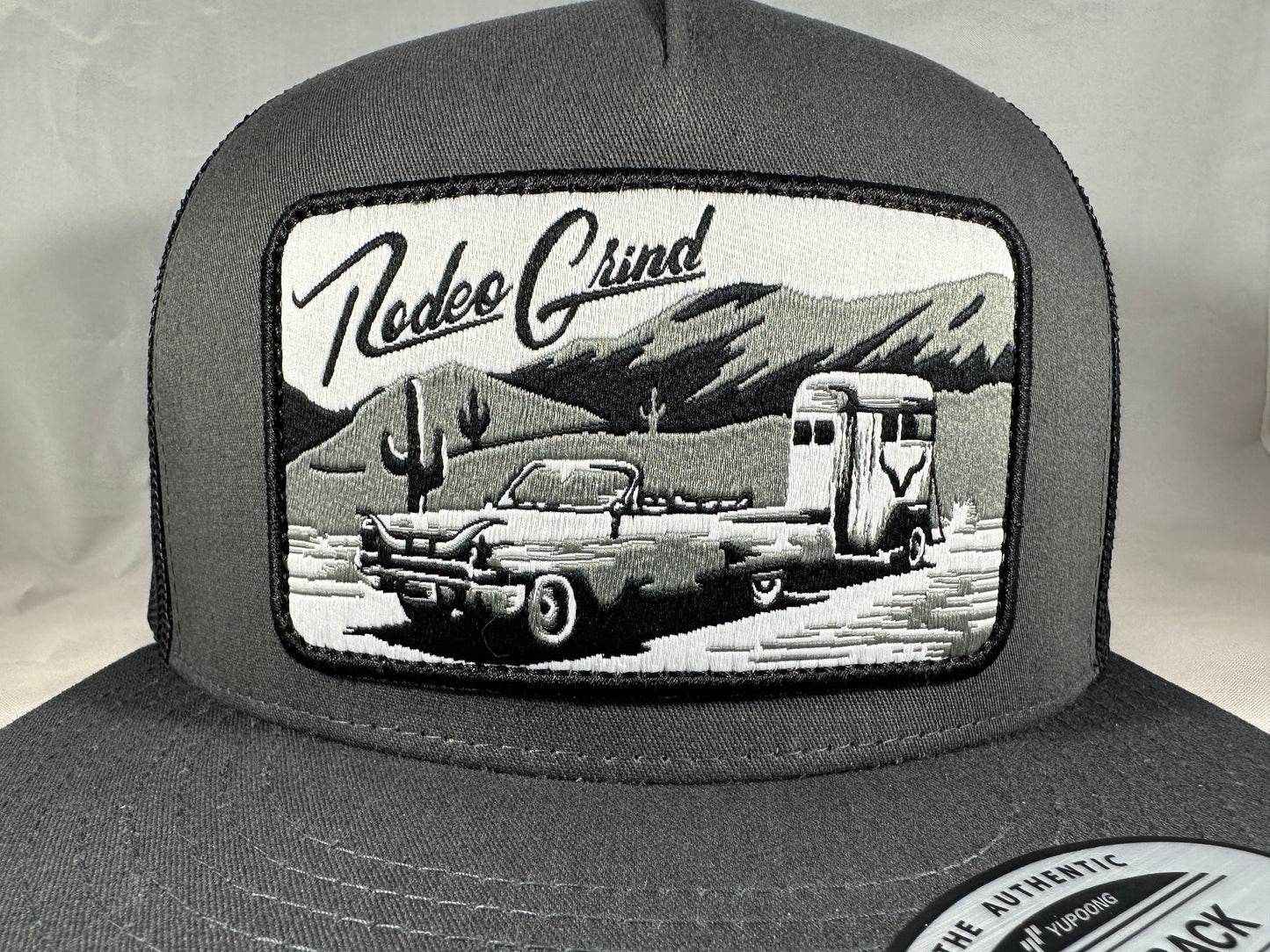 Rodeo Grind - Cadillac - Charcoal/Black Mesh