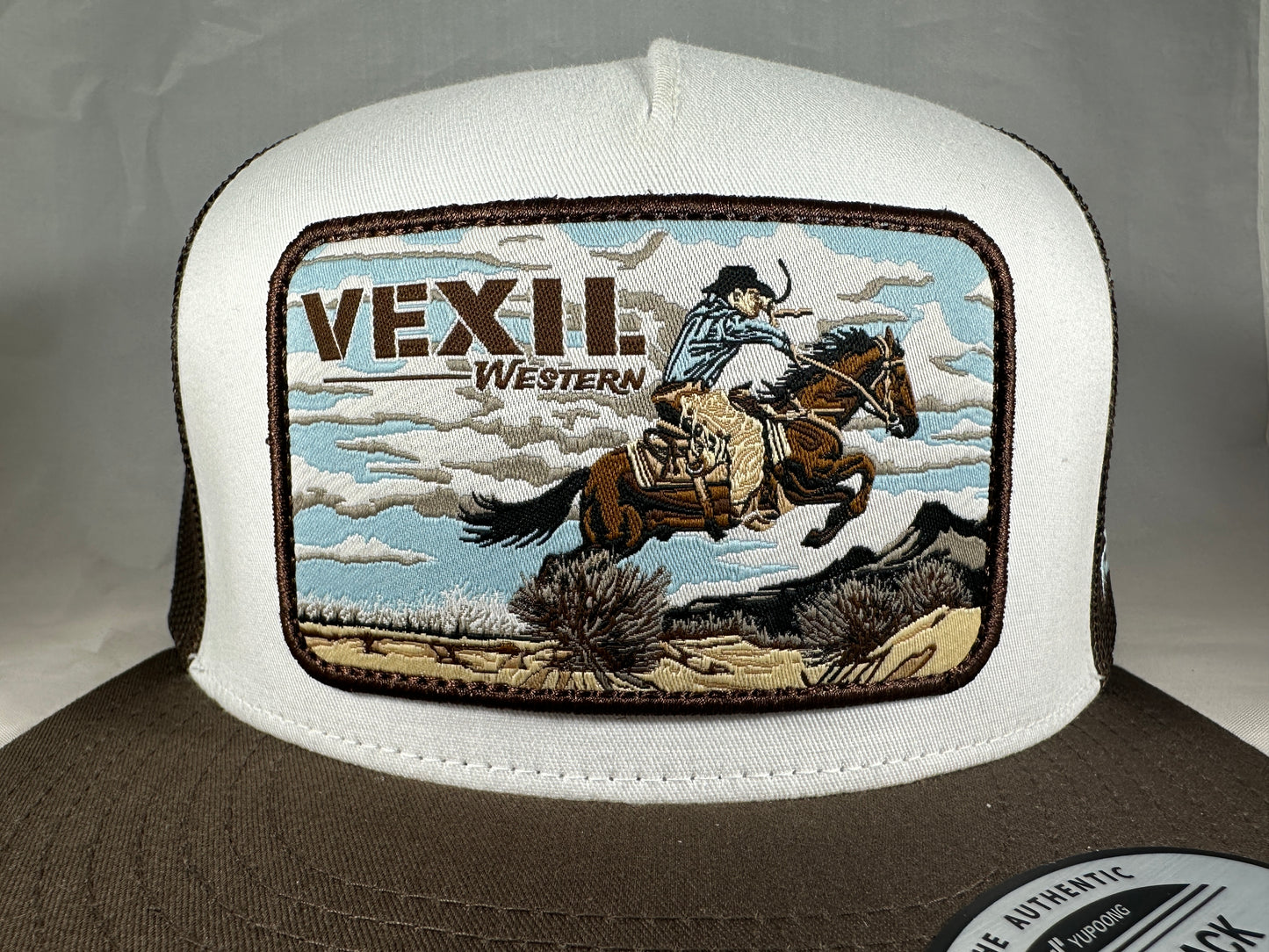 Vexil Western - The Chase - Brown/White/Brown Mesh